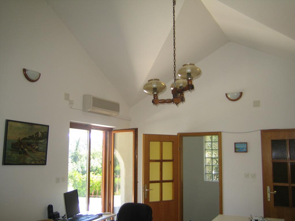 Mendula Apartment Rogač Buitenkant foto