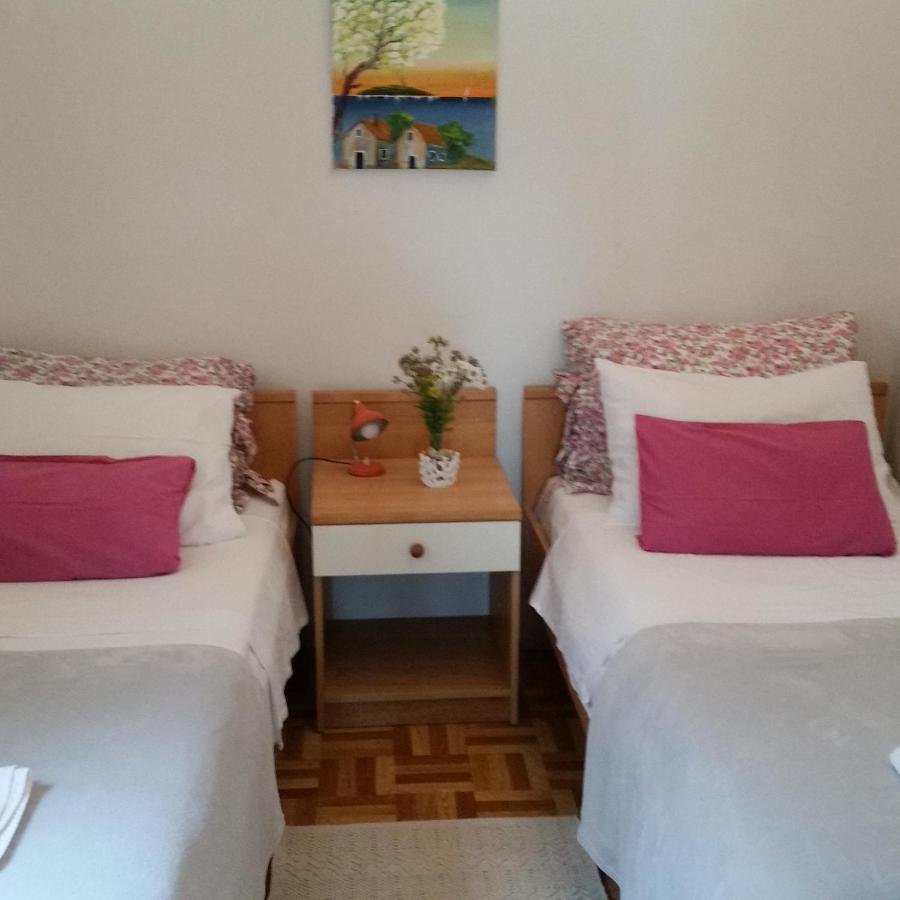 Mendula Apartment Rogač Buitenkant foto